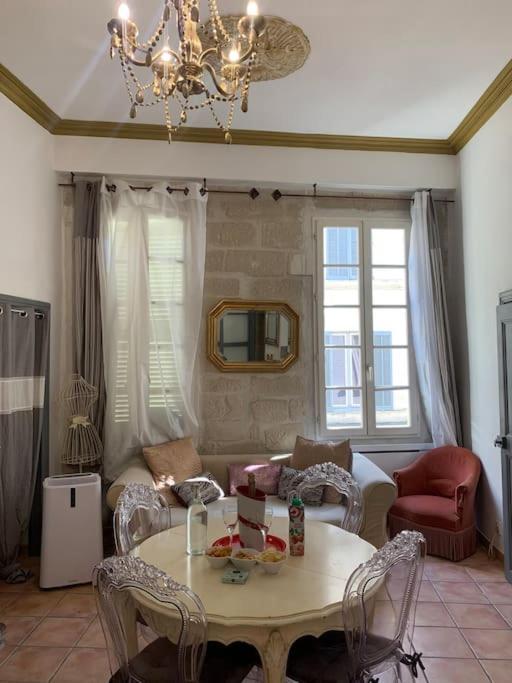 Magnifique Appartement Plein Coeur Avignon Intra-Muros Buitenkant foto